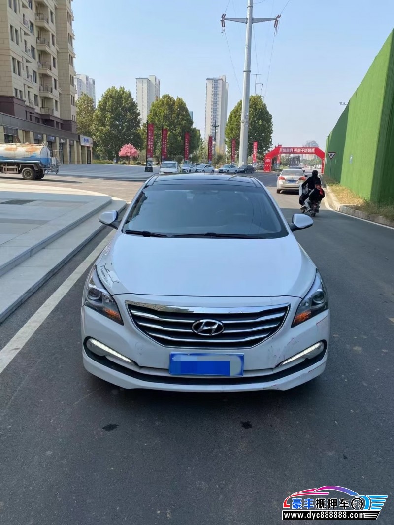 15年现代名图轿车抵押车出售