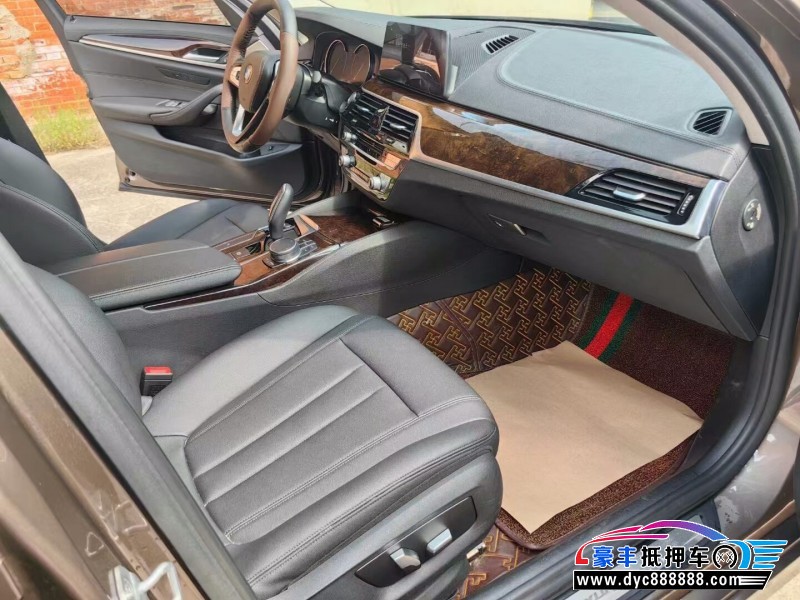 18年宝马5系轿车抵押车出售