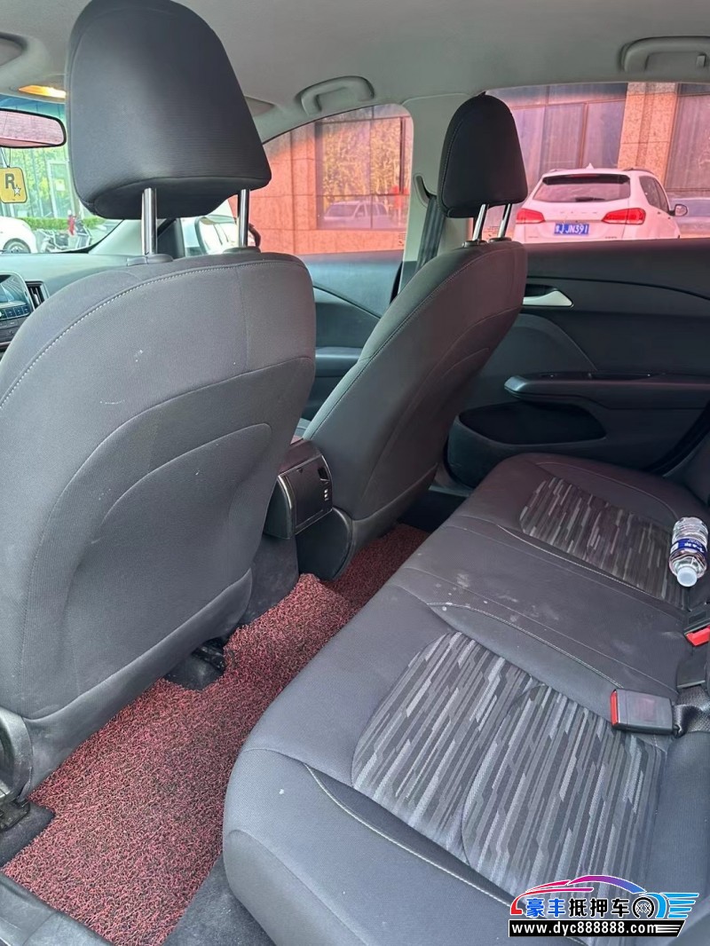 16年雪佛兰科沃兹轿车抵押车出售