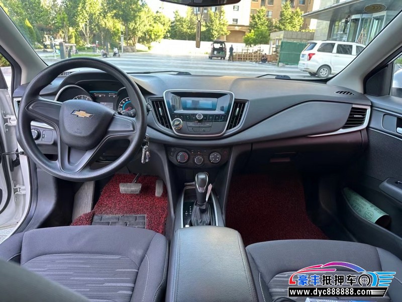 16年雪佛兰科沃兹轿车抵押车出售