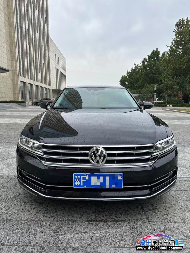 18年大众辉昂轿车抵押车出售