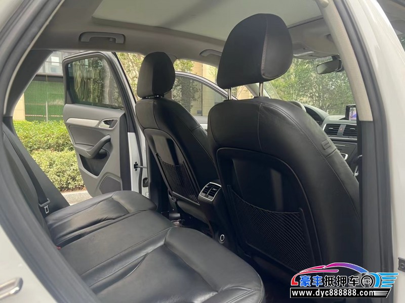 17年奥迪Q3轿车抵押车出售