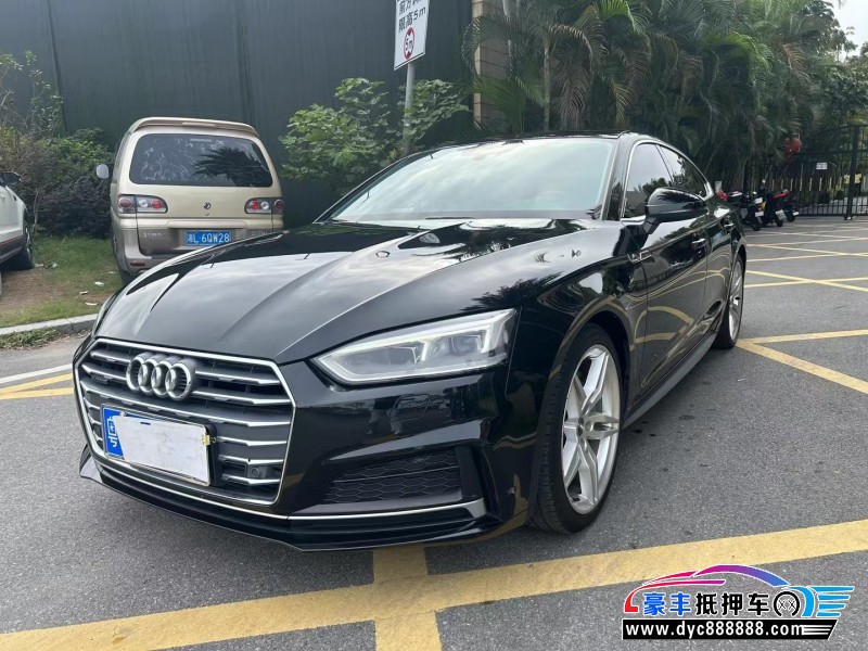 20年奥迪A5轿车抵押车出售