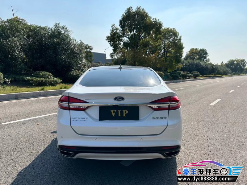 17年福特蒙迪欧轿车抵押车出售