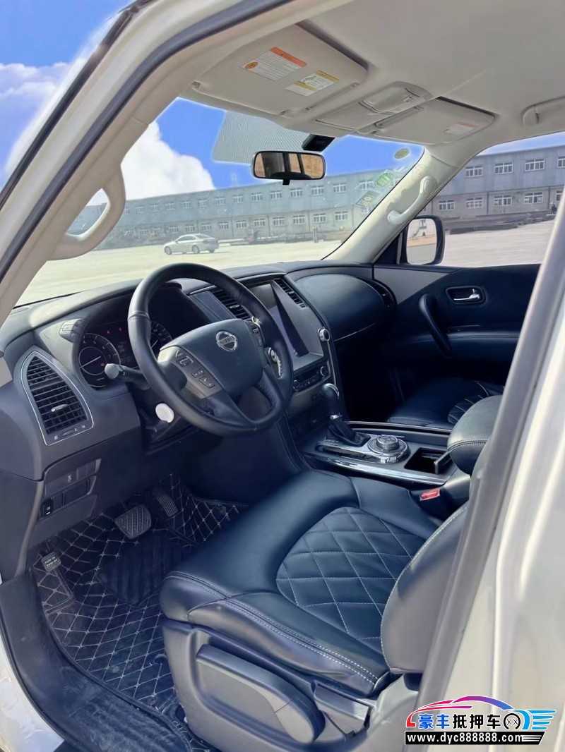 18年日产途乐轿车抵押车出售