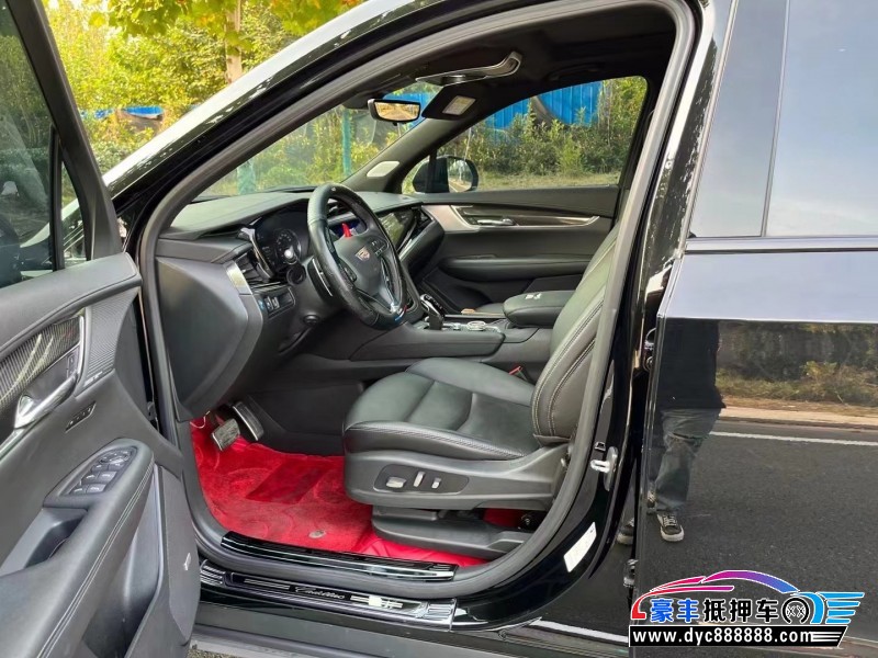 21年凯迪拉克xt6轿车抵押车出售