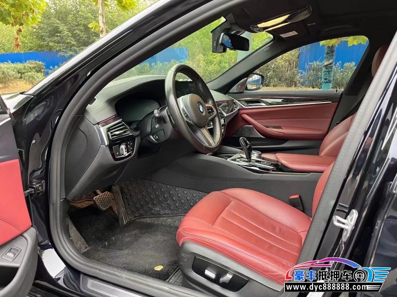 20年宝马5系轿车抵押车出售