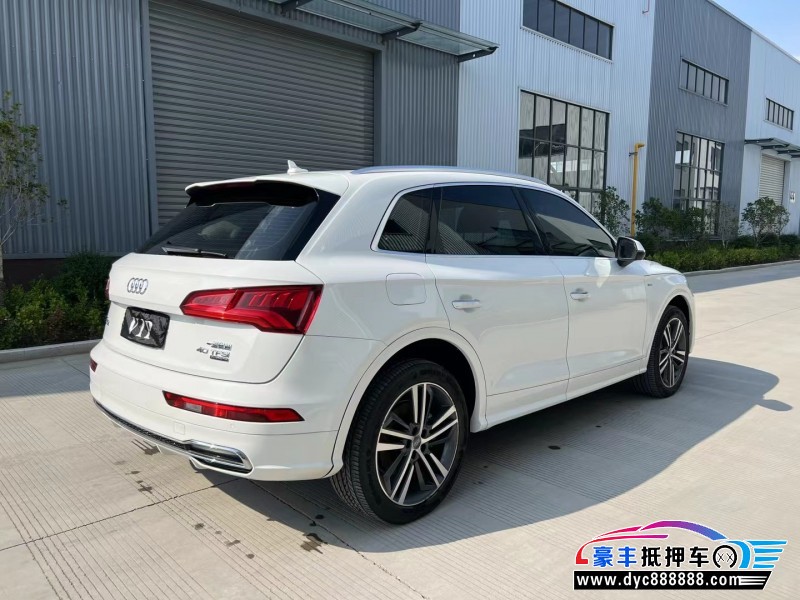 21年奥迪Q5轿车抵押车出售