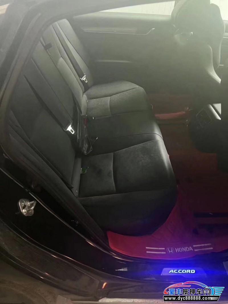 21年本田雅阁轿车抵押车出售