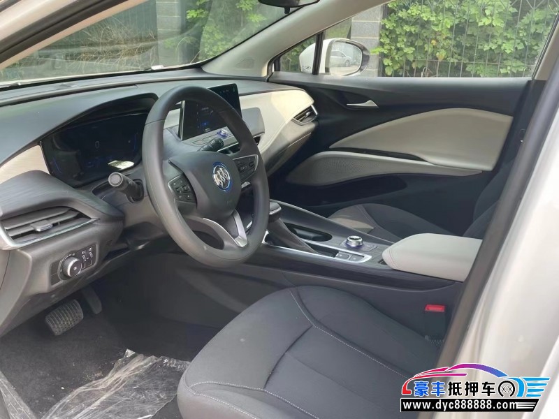 23年别克微蓝轿车抵押车出售