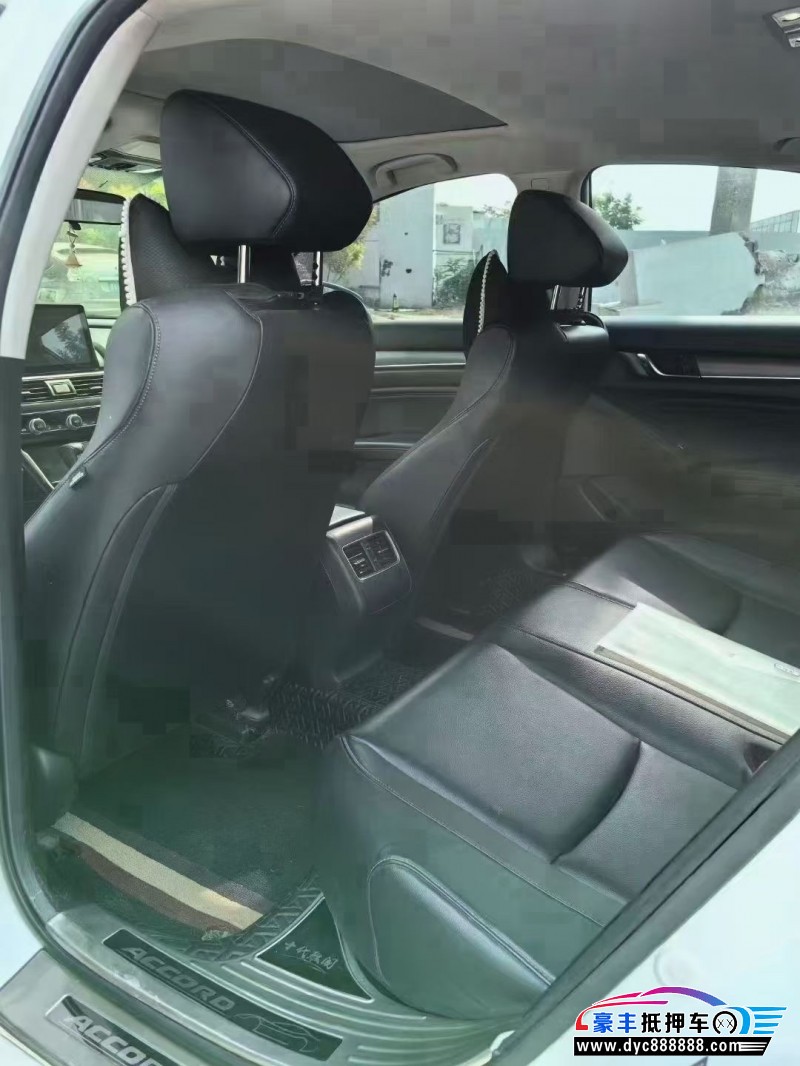 19年本田雅阁轿车抵押车出售