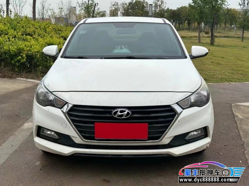 16年现代悦纳轿车抵押车出售