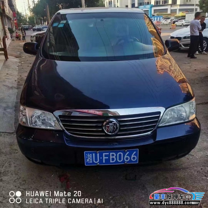 10年别克GL8MPV抵押车出售