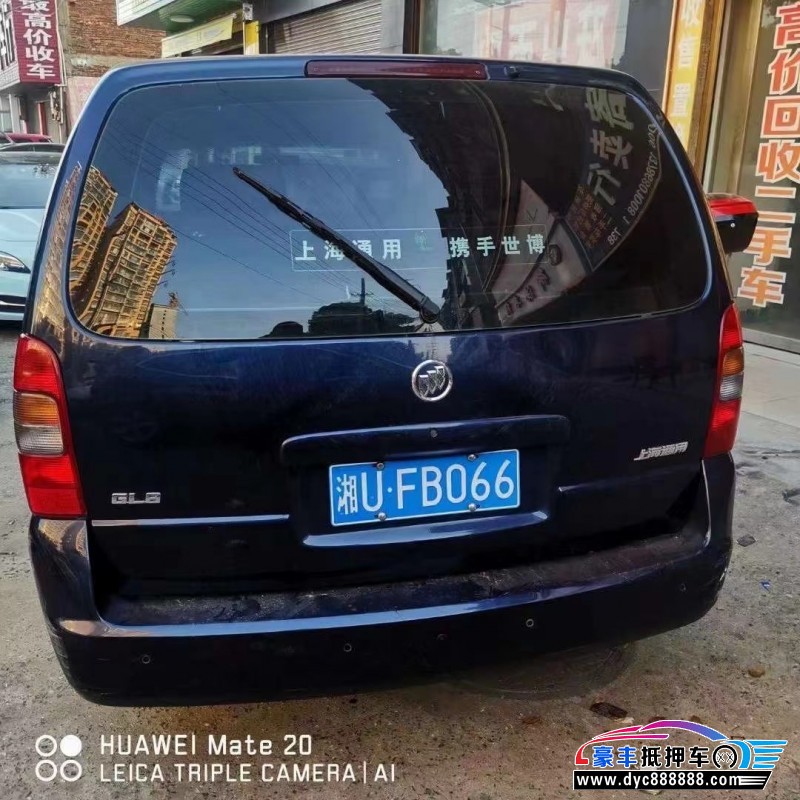 10年别克GL8MPV抵押车出售