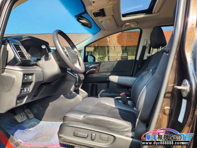 17年本田艾力绅MPV抵押车出售