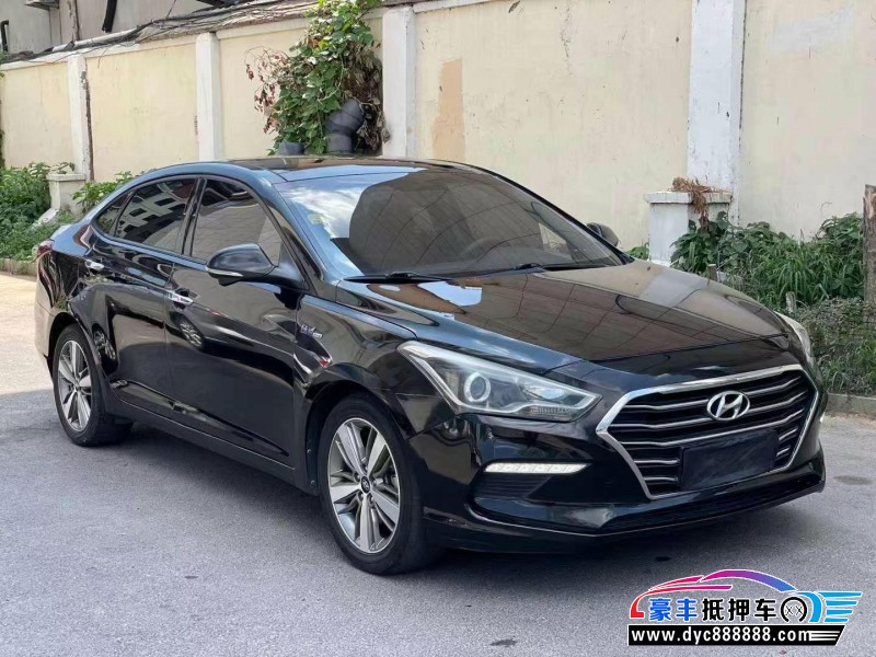 18年现代名图轿车抵押车出售