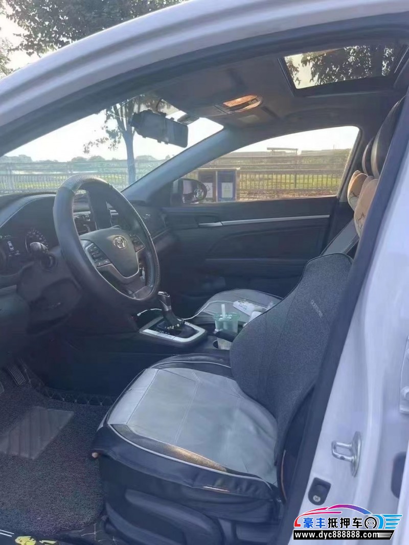 22年雪佛兰科鲁泽轿车抵押车出售