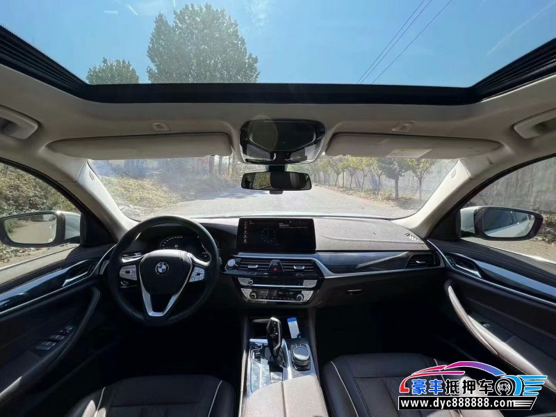 22年宝马5系轿车抵押车出售