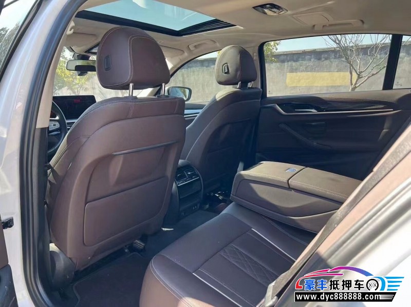 22年宝马5系轿车抵押车出售