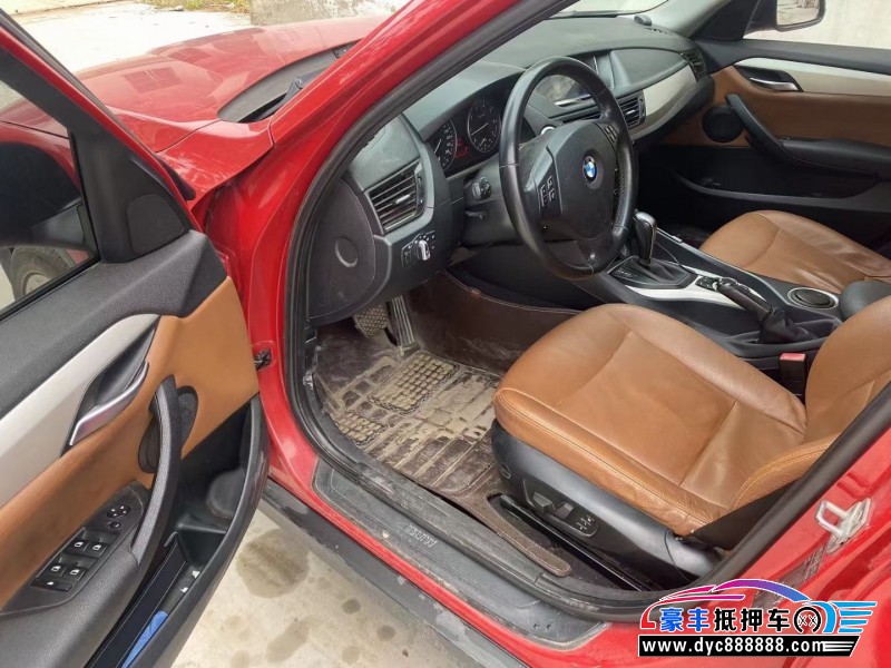 13年宝马X1轿车抵押车出售