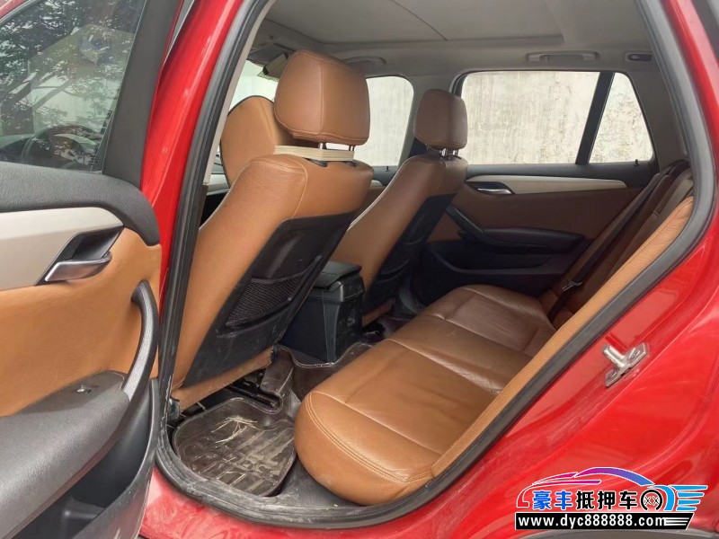 13年宝马X1轿车抵押车出售