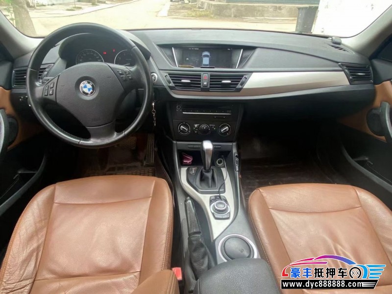 13年宝马X1轿车抵押车出售