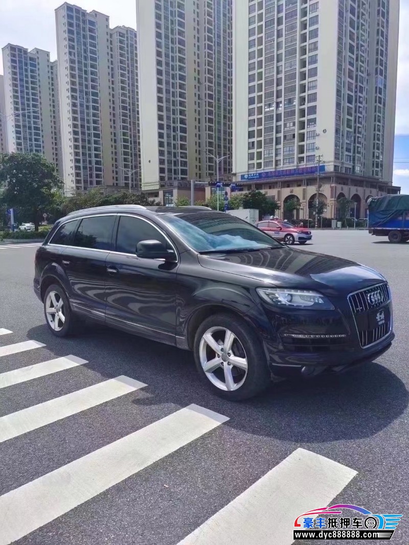 11年奥迪Q7轿车抵押车出售