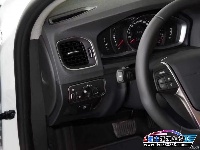 23年沃尔沃S60轿车抵押车出售