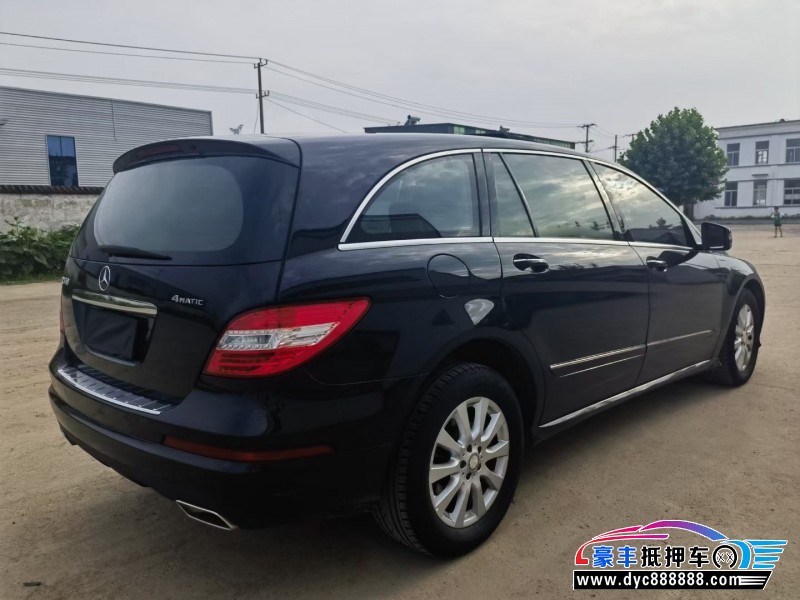 12年奔驰R轿车抵押车出售