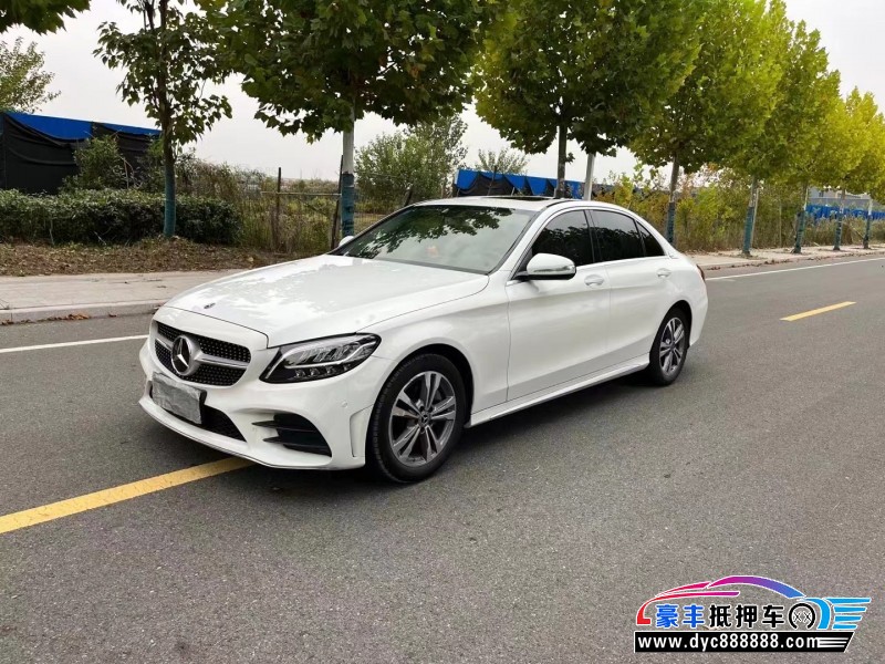 20年奔驰C轿车抵押车出售