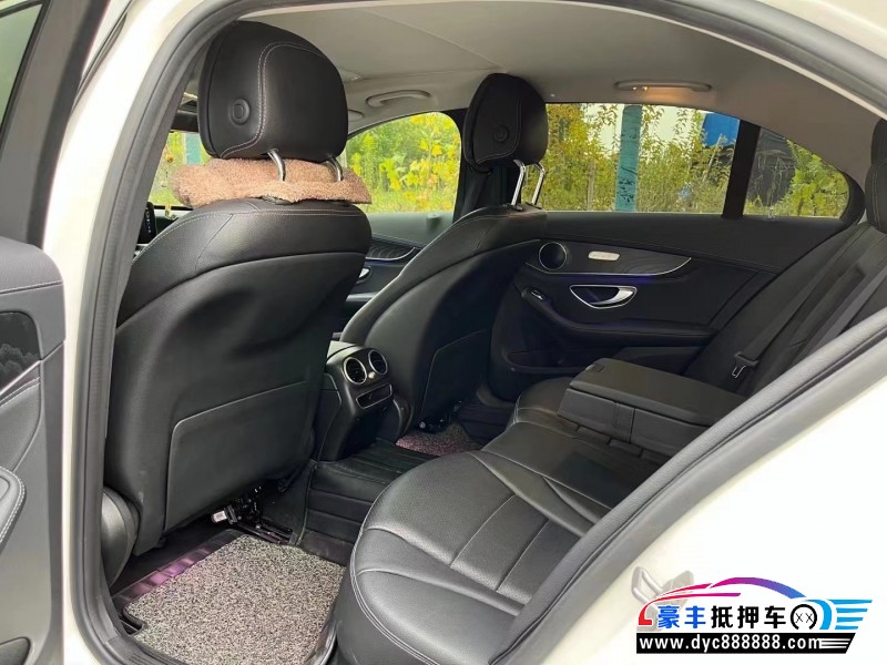 20年奔驰C轿车抵押车出售