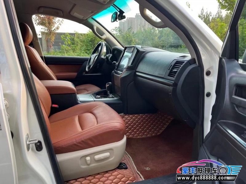 17年丰田兰德酷路泽SUV抵押车出售