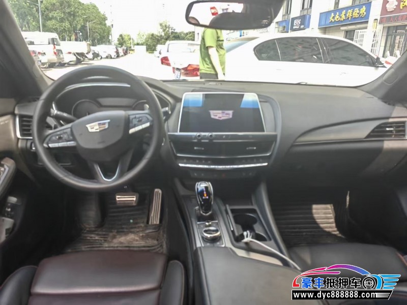 21年凯迪拉克CT5轿车抵押车出售