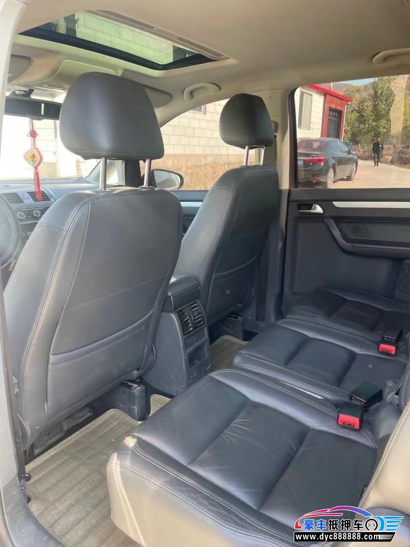 13年大众途安SUV抵押车出售