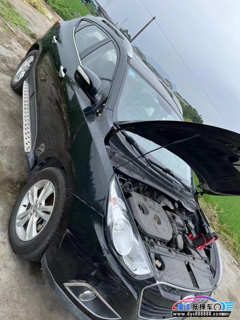 13年现代ix35SUV抵押车出售