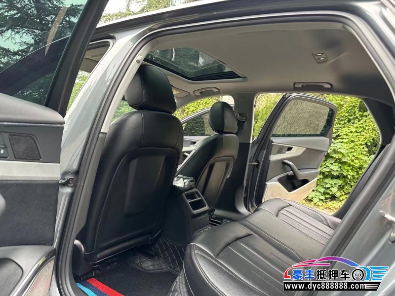 17年奥迪A4轿车抵押车出售