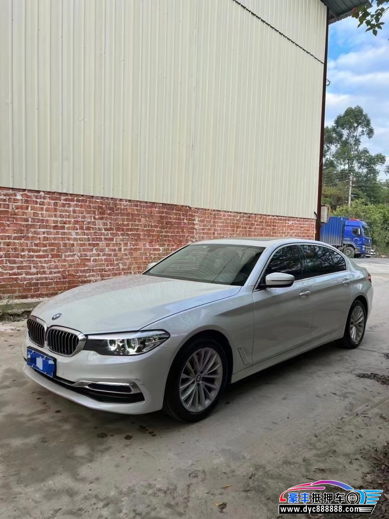 20年宝马5系轿车抵押车出售