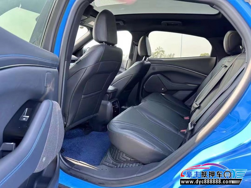 22年福特C-MAX轿车抵押车出售