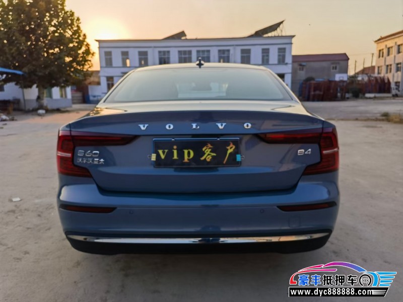 23年沃尔沃S60轿车抵押车出售