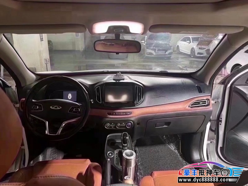 17年奇瑞瑞虎轿车抵押车出售