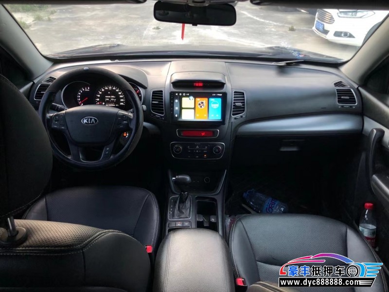 13年起亚索兰托SUV抵押车出售