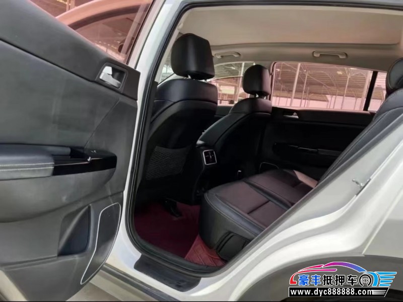 16年起亚KX5轿车抵押车出售