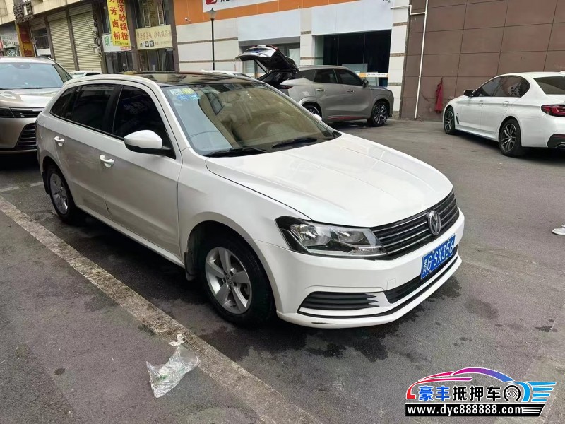 16年大众朗行轿车抵押车出售