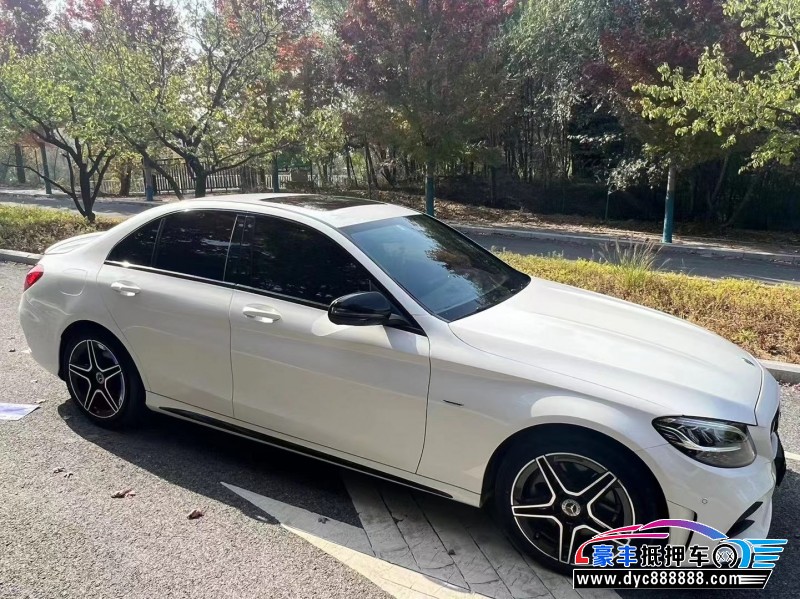 21年奔驰C轿车抵押车出售