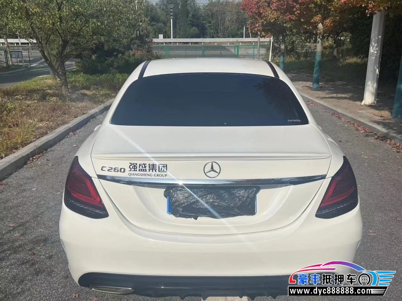 21年奔驰C轿车抵押车出售