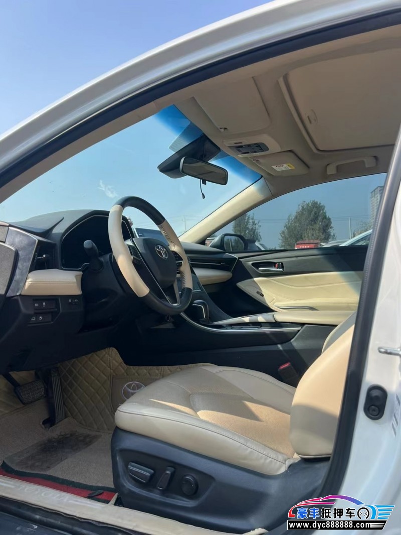 21年丰田亚洲龙轿车抵押车出售