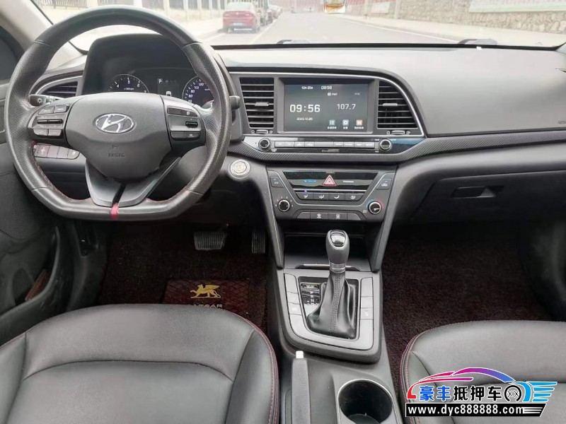 19年现代领动轿车抵押车出售