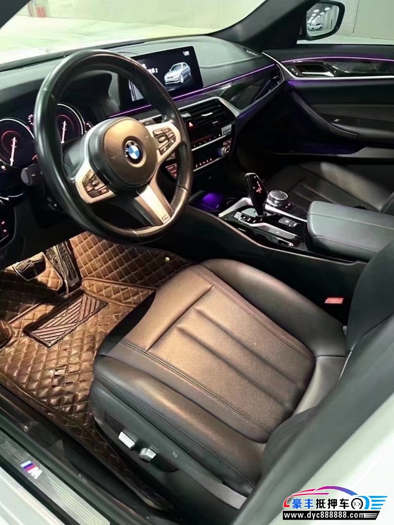 18年宝马5系轿车抵押车出售