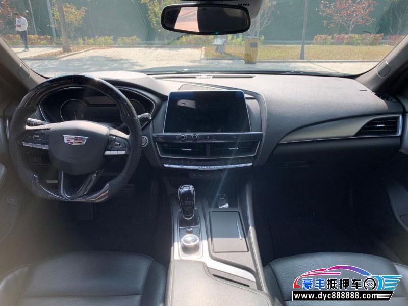 21年凯迪拉克CT5轿车抵押车出售