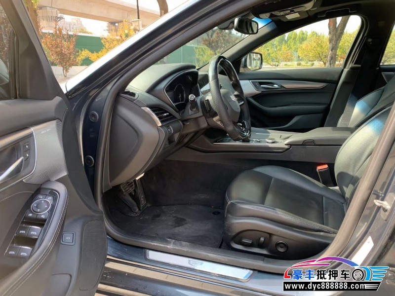 21年凯迪拉克CT5轿车抵押车出售